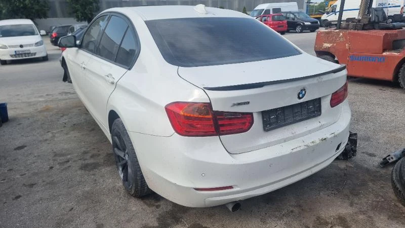 BMW 320 Xi F30 4x4 На части , снимка 5 - Автомобили и джипове - 47532348