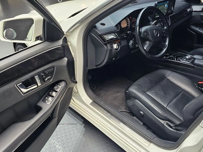 Mercedes-Benz E 350 E350| 268к.с.| ВКЛ.ТЕХНОТЕСТ, снимка 10 - Автомобили и джипове - 55636455