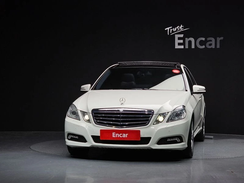 Mercedes-Benz E 350 E350| 268к.с.| ВКЛ.ТЕХНОТЕСТ, снимка 3 - Автомобили и джипове - 55636455