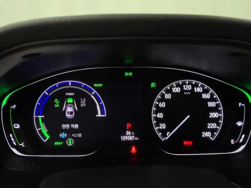 Honda Accord 2.0 Hybrid Touring, снимка 8 - Автомобили и джипове - 55985414