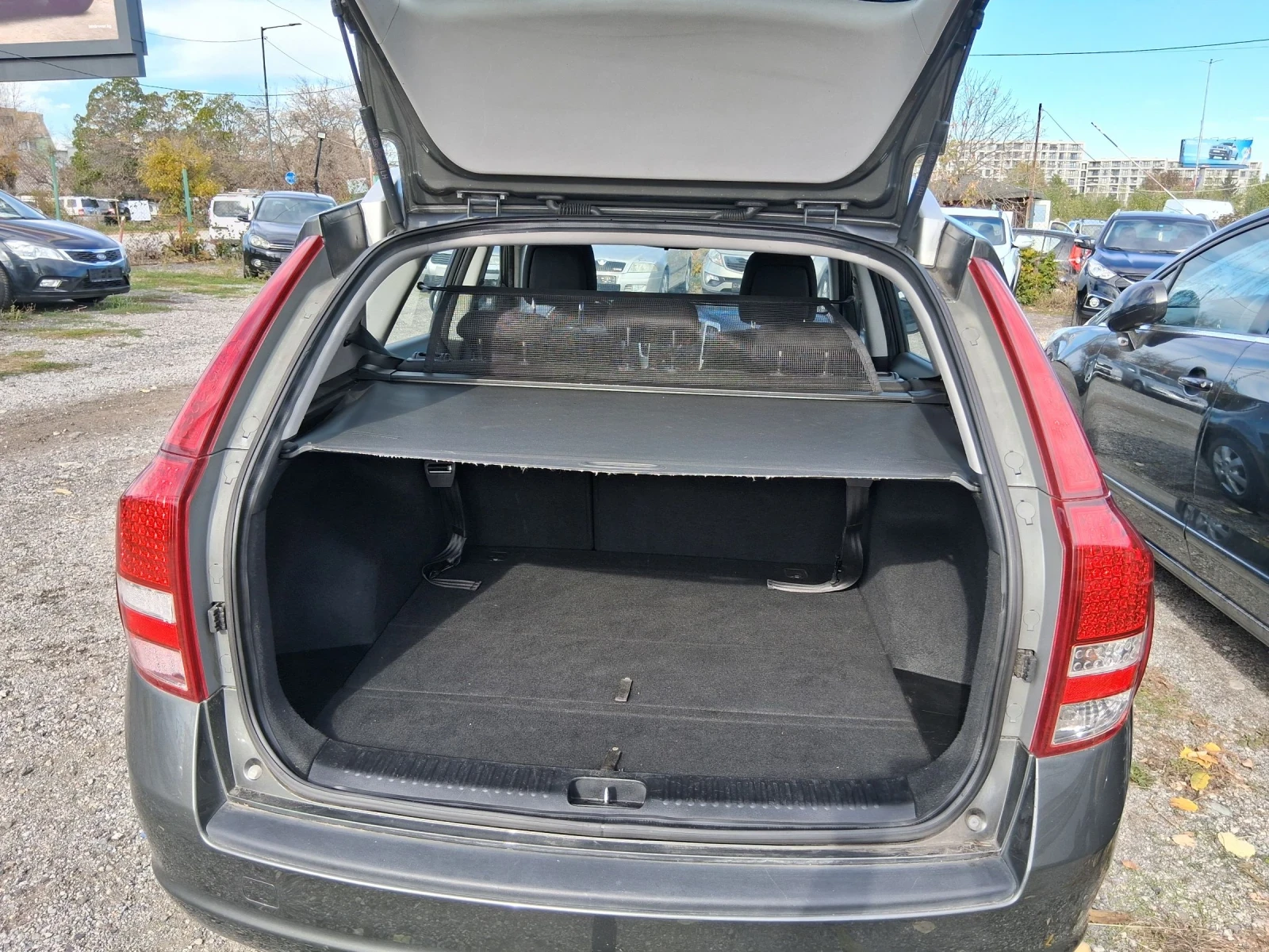 Kia Ceed 1.6 като нова  - изображение 8