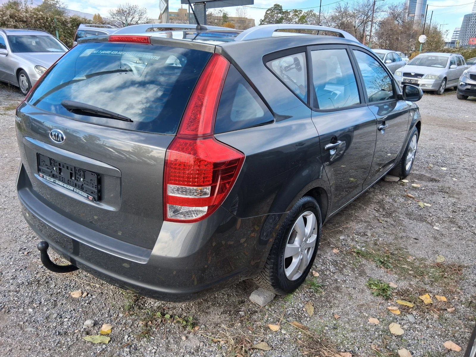 Kia Ceed 1.6 като нова  - изображение 3