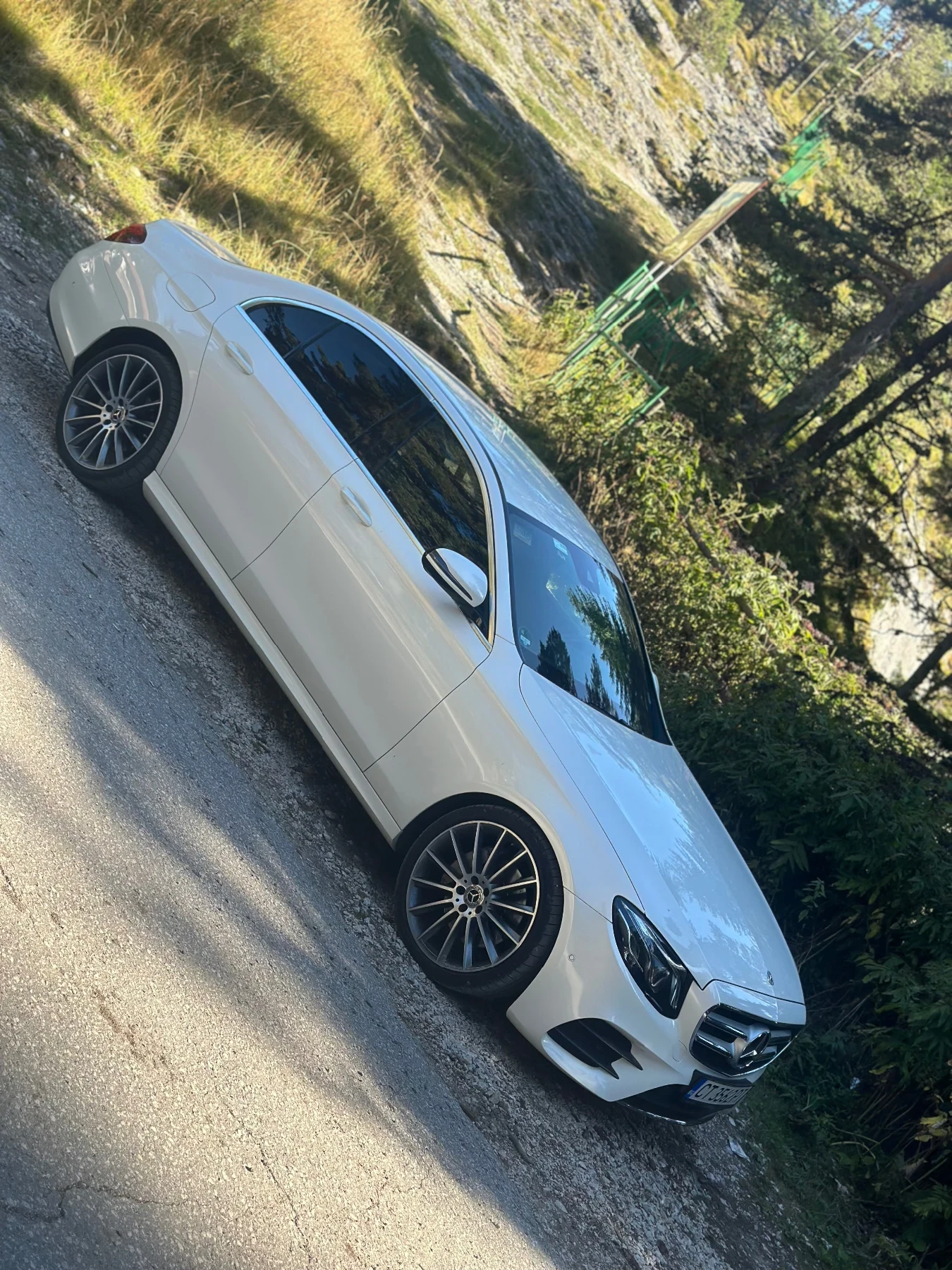 Mercedes-Benz E 220 AMG пакет - изображение 5