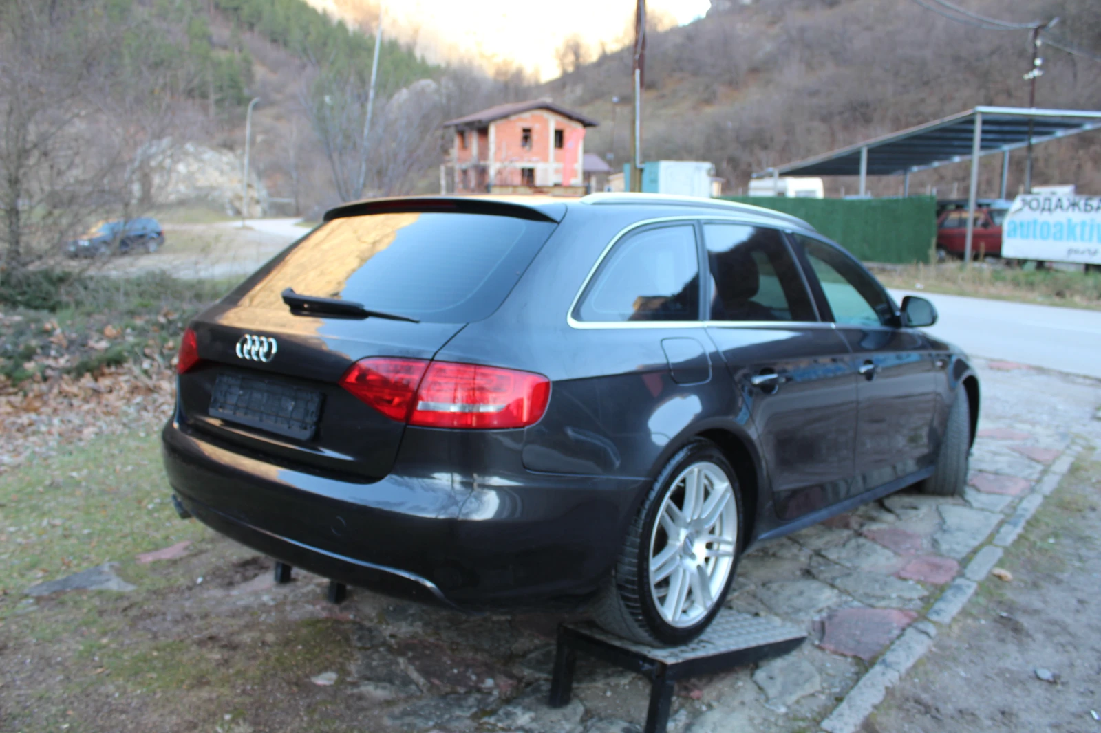 Audi A4 2.0TDI 140кс - изображение 4