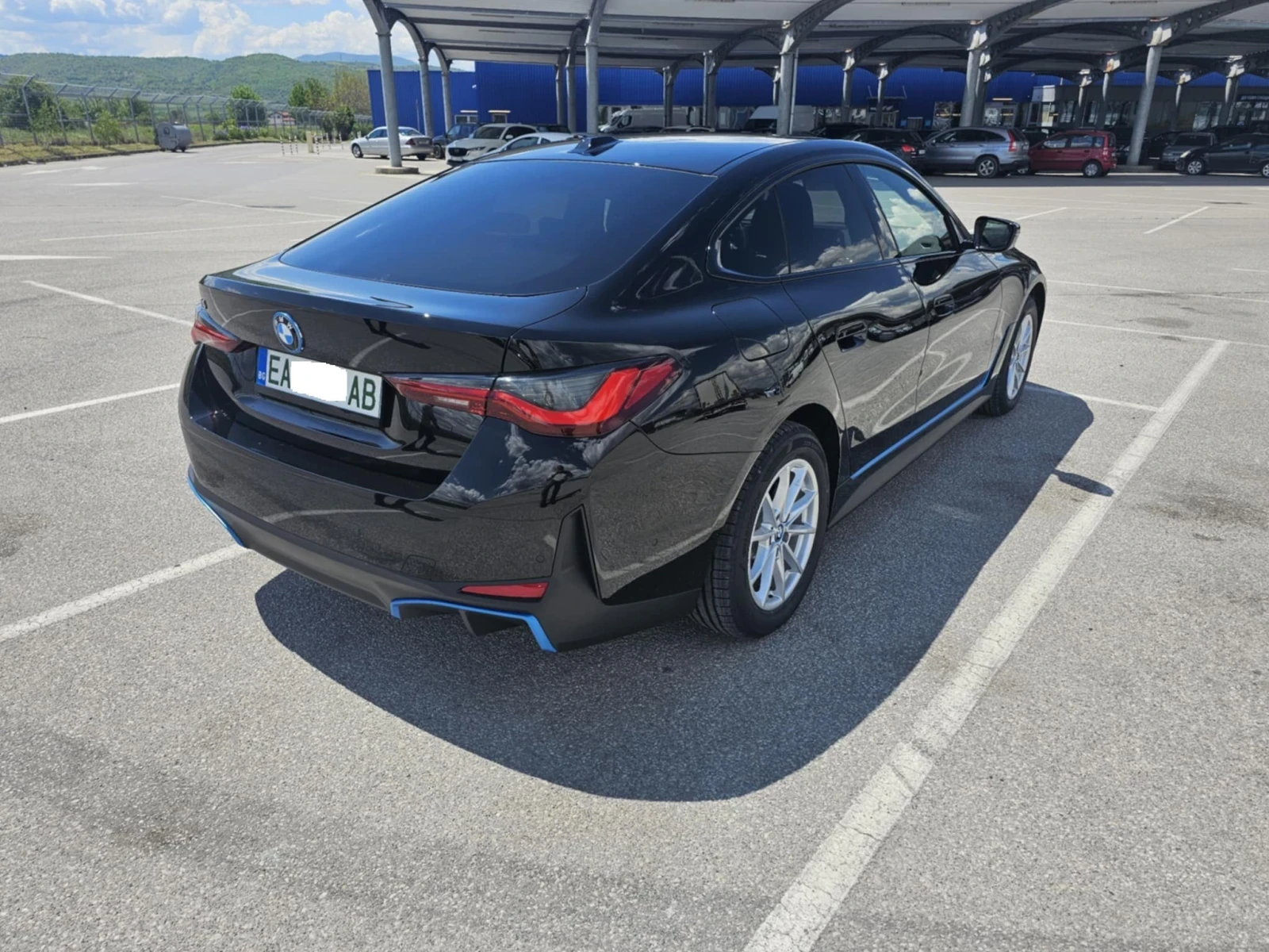 BMW i4 eDrive 40 - изображение 5