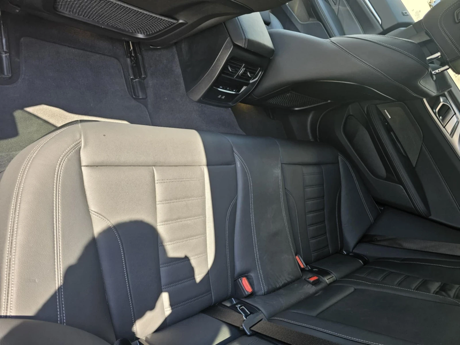 BMW i4 eDrive 40 - изображение 8