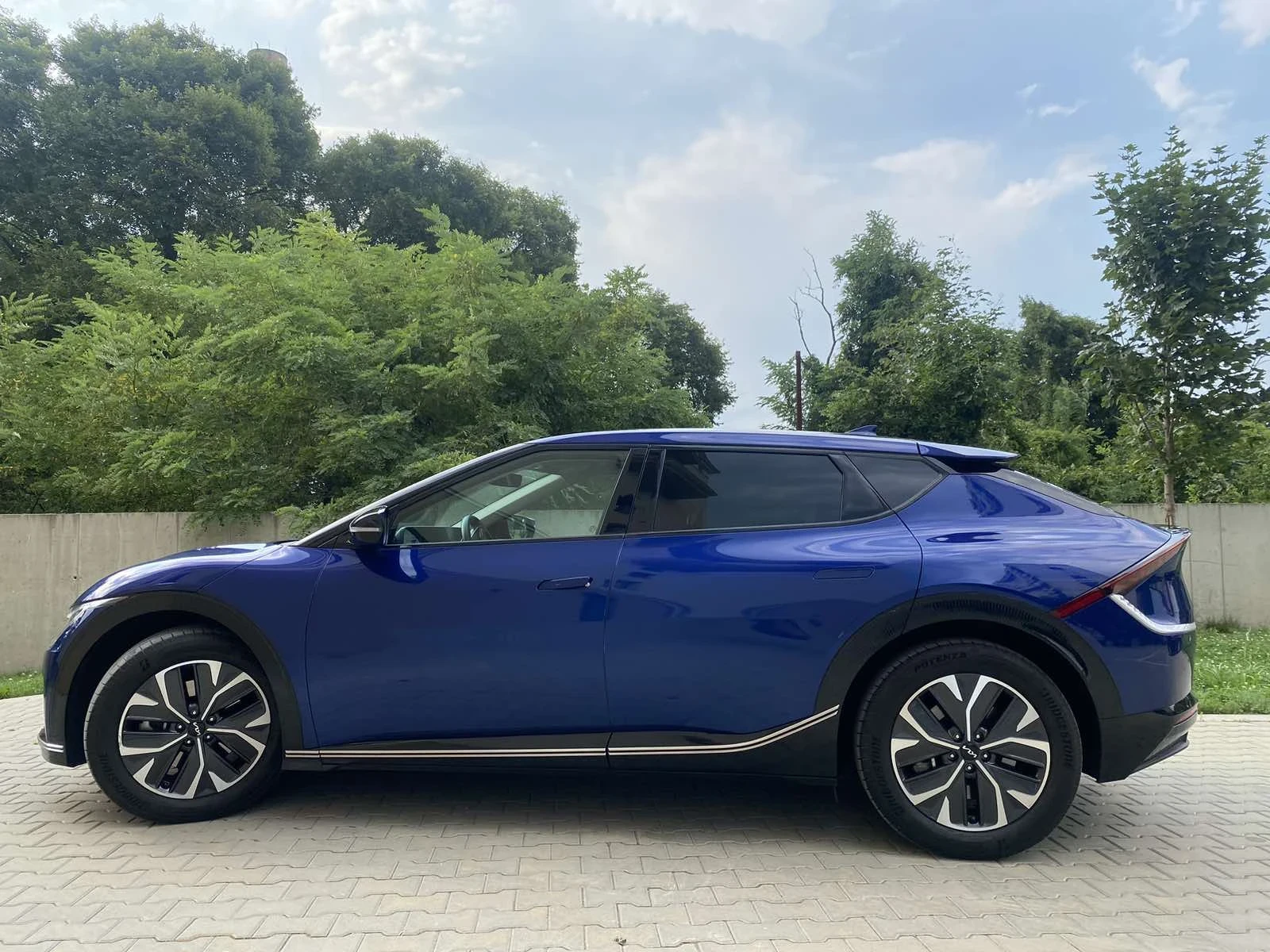 Kia EV6 77KWh RWD/MERIDIAN/CAM/DISTRONIC/SOH100%/FULL - изображение 5