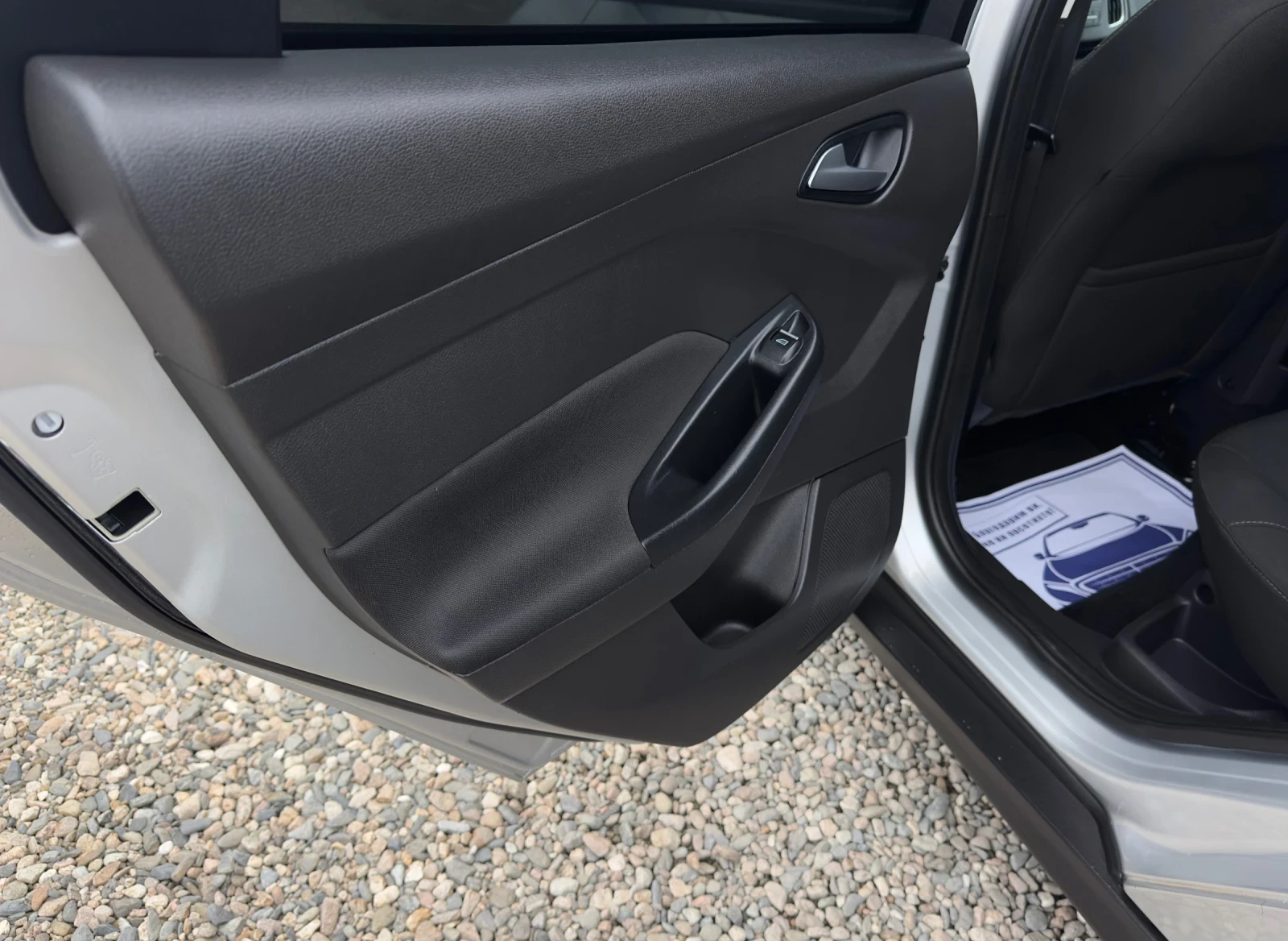 Ford Focus 1.6-120 * LPG / TITANIUM / NAVI*  | Mobile.bg   6