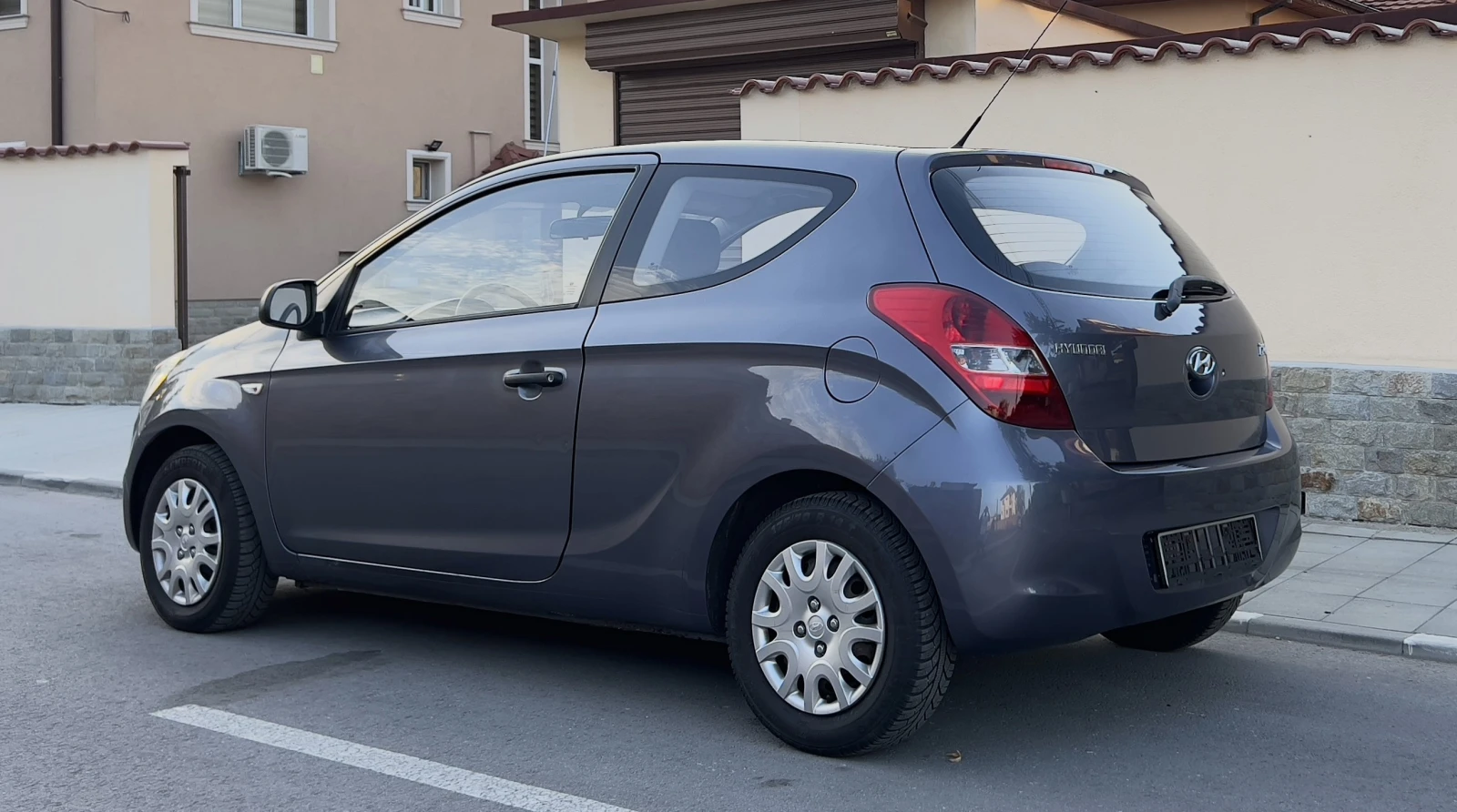 Hyundai I20 1.2i - изображение 3