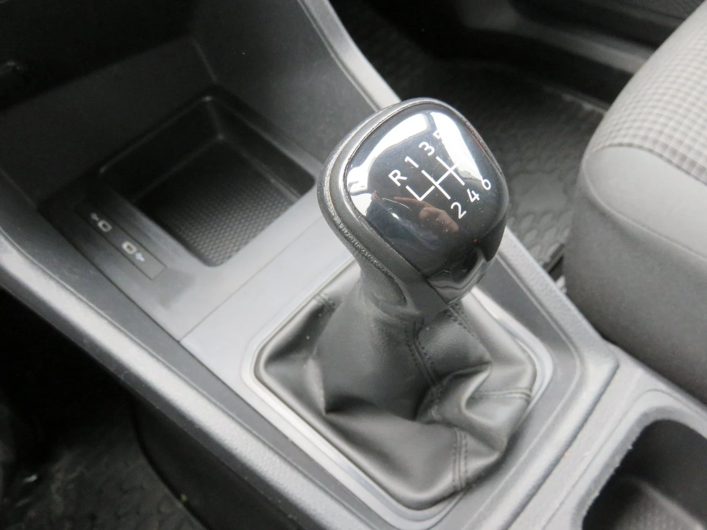 VW Caddy Cargo 3.1 m3 TDI | Mobile.bg � ����������� 9