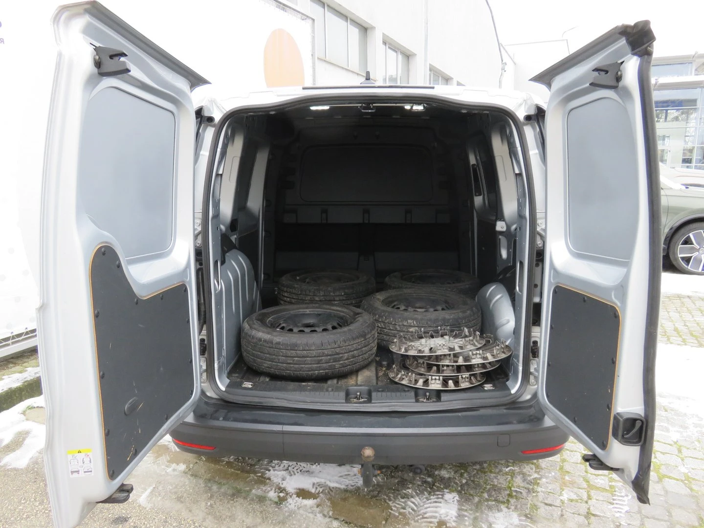 VW Caddy Cargo 3.1 m3 TDI | Mobile.bg � ����������� 6