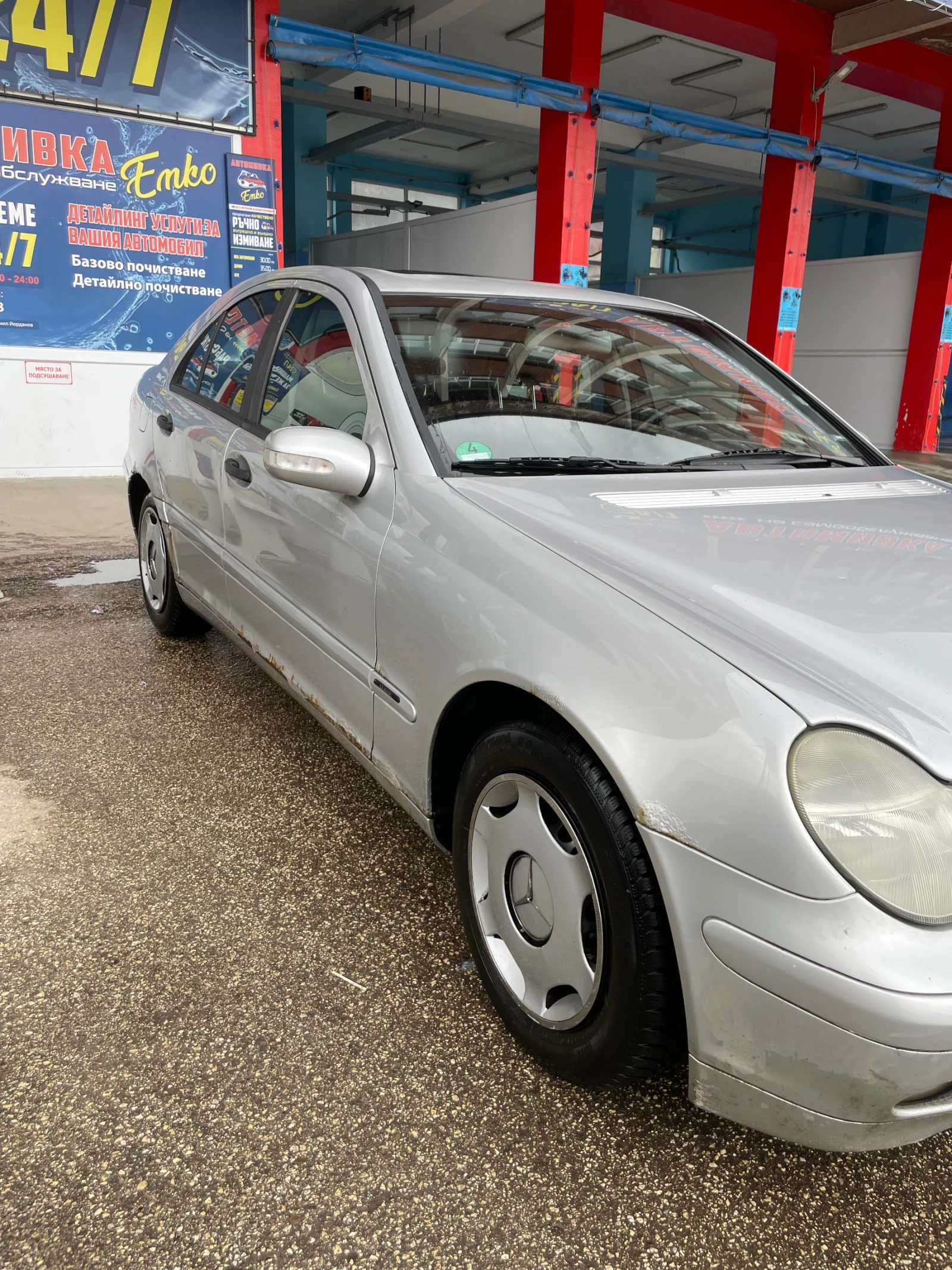 Mercedes-Benz C 200, снимка 5 - Автомобили и джипове - 53666921