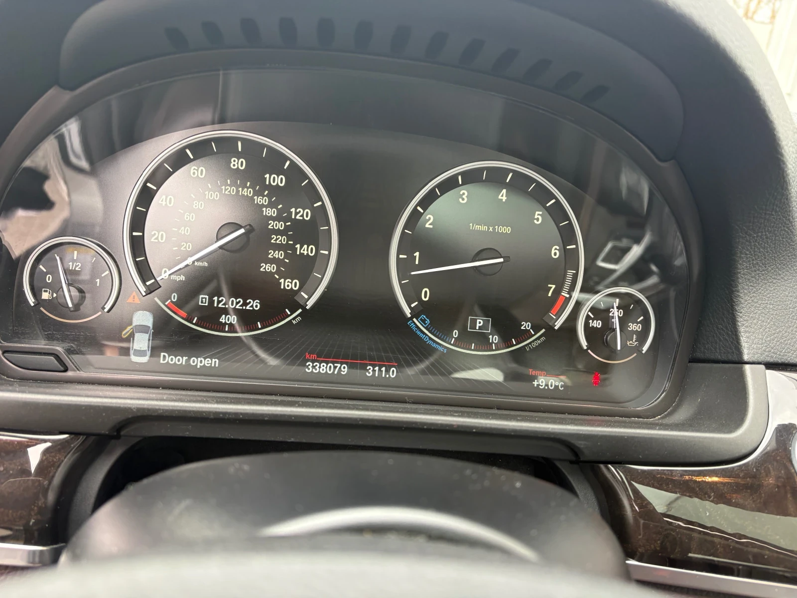 BMW 535 Xi, снимка 12 - Автомобили и джипове - 53672620