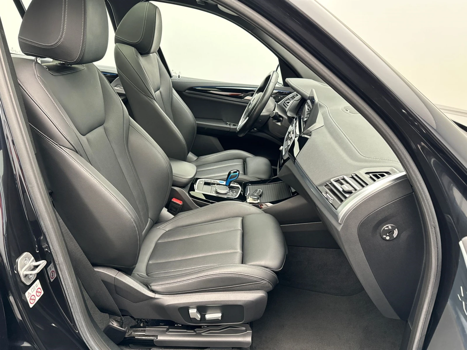 BMW iX3 74 kWh M Sport Лизинг  - изображение 8