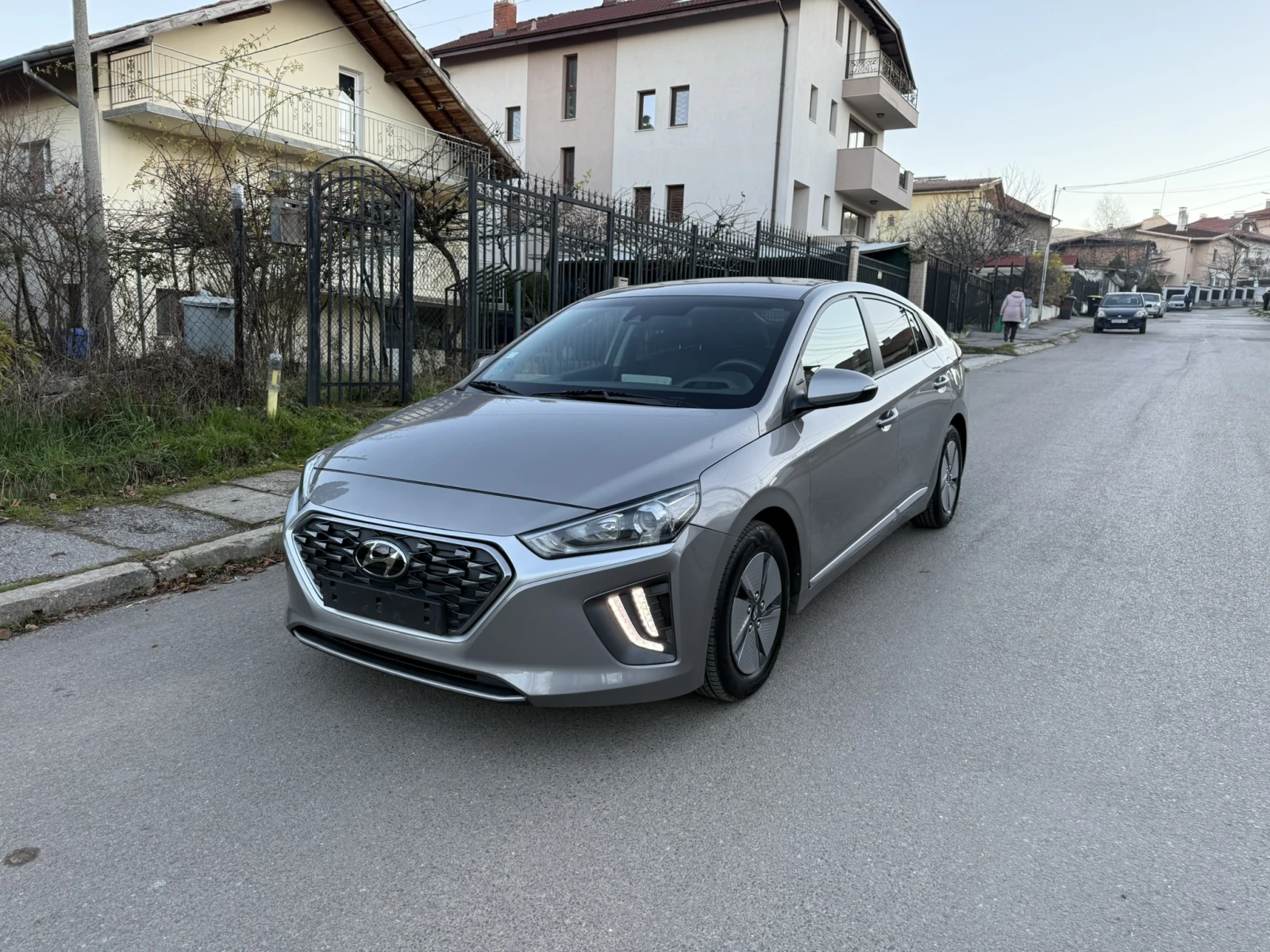 Hyundai Ioniq HYBRID FACELIFT - изображение 3