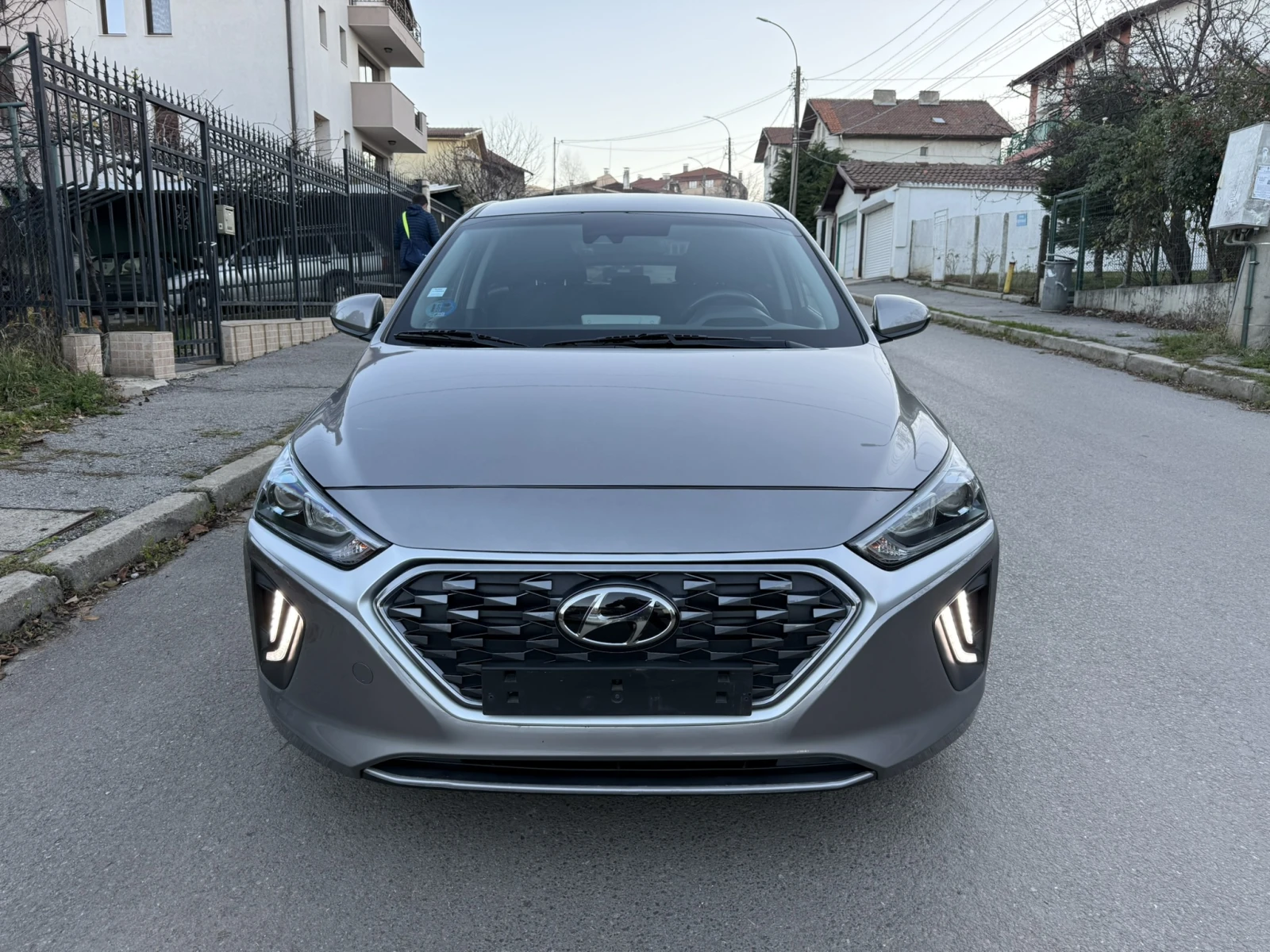 Hyundai Ioniq HYBRID FACELIFT - изображение 2