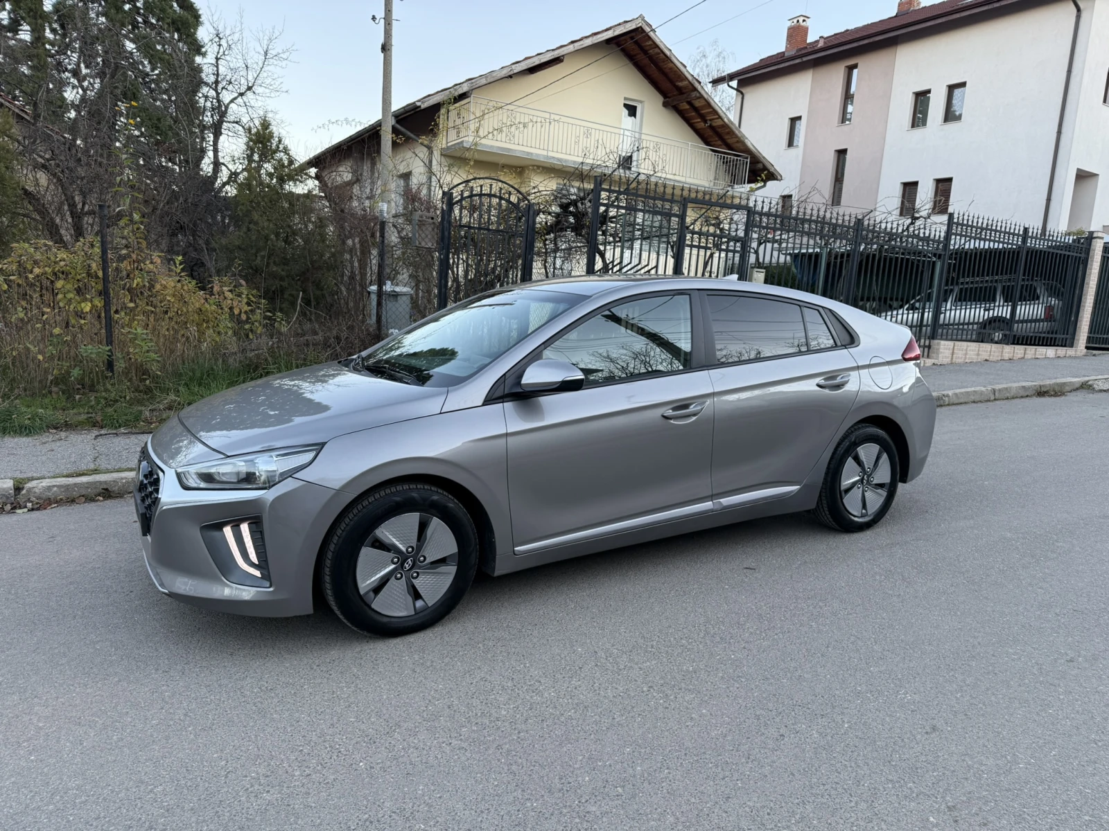 Hyundai Ioniq HYBRID FACELIFT - изображение 4