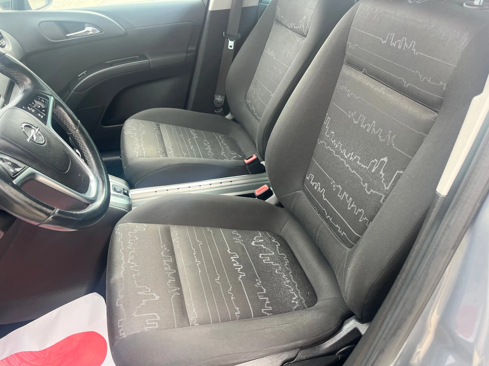 Opel Meriva 1.4 i GPL, снимка 6 - Автомобили и джипове - 54147599