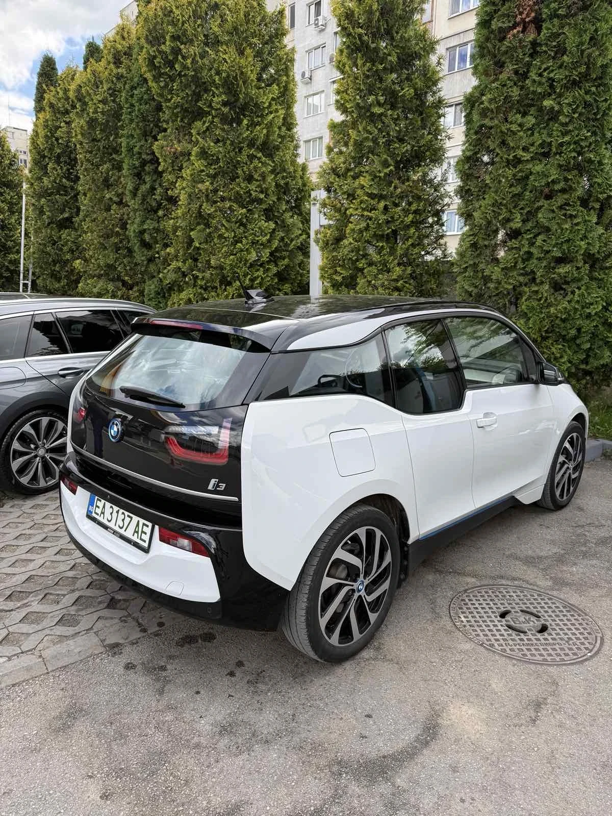 BMW i3, снимка 4 - Автомобили и джипове - 54611370