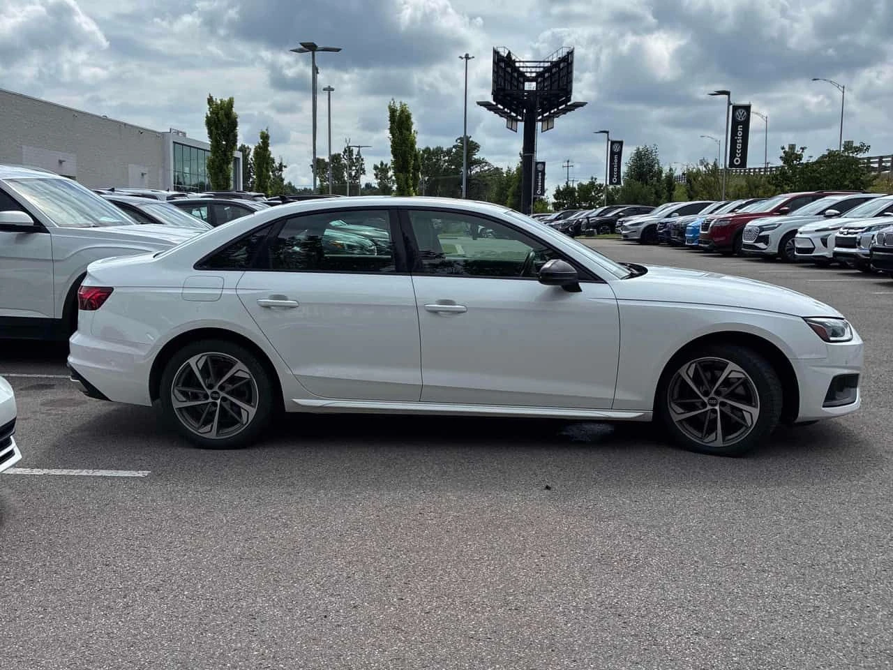 Audi A4  Komfort / vorsprung pack, снимка 3 - Автомобили и джипове - 55500540