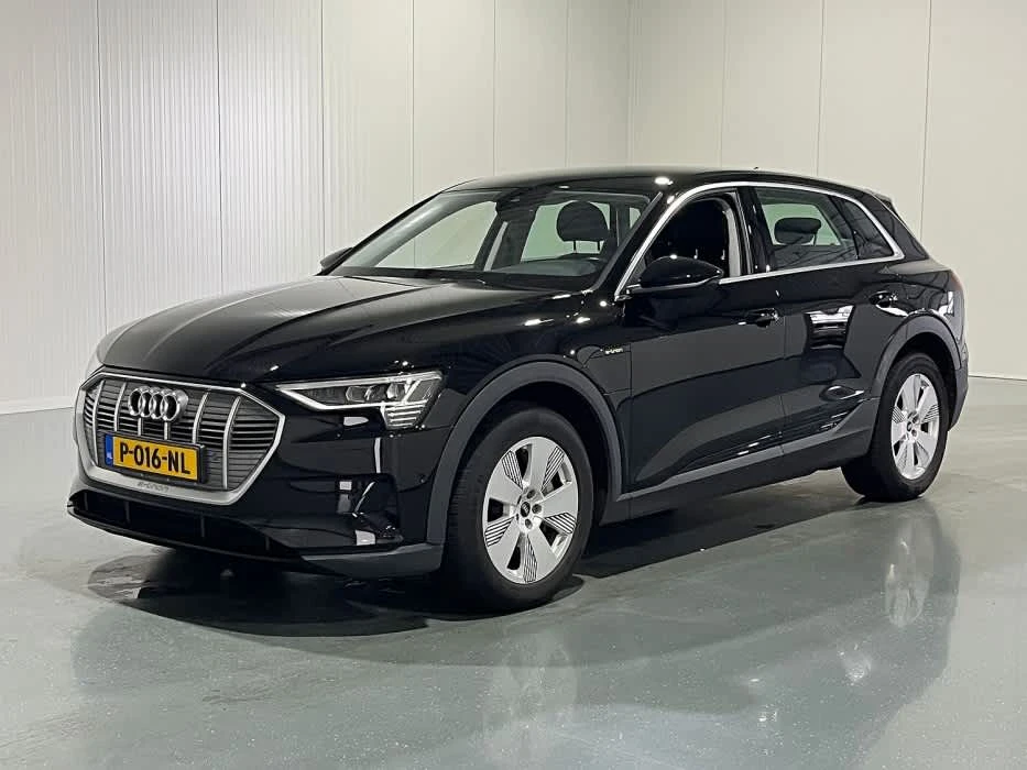 Audi E-Tron 55 QUATRRO 95KWh, 408к.с. 93% SOH -сертификат