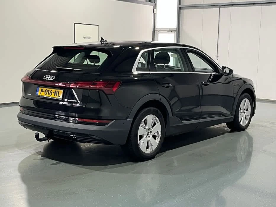 Audi E-Tron 55 QUATRRO 95KWh, 408к.с. 93% SOH -сертификат, снимка 2 - Автомобили и джипове - 55955290