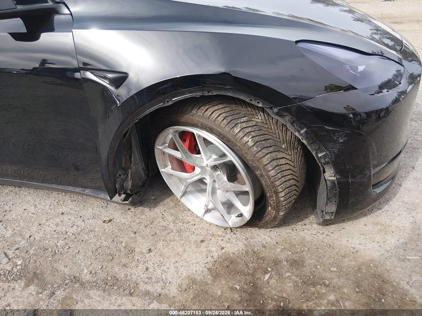 Tesla Model Y PERFORMANCE DUAL MOTOR ALL-WHEEL DRIVE, снимка 5 - Автомобили и джипове - 56424802