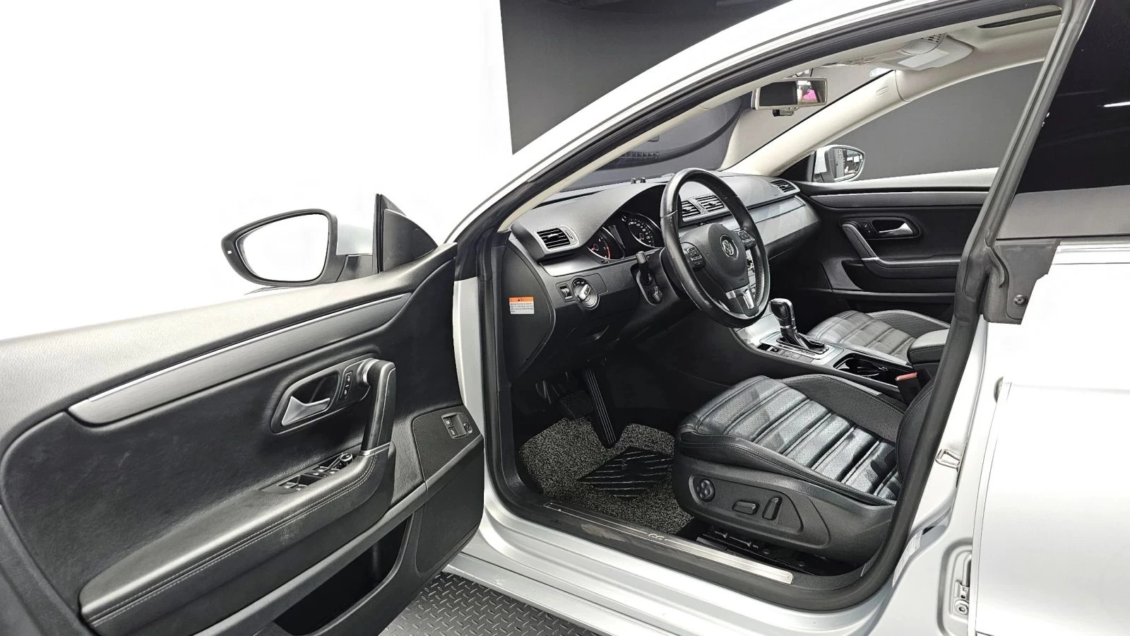 VW CC, снимка 9 - Автомобили и джипове - 56689490
