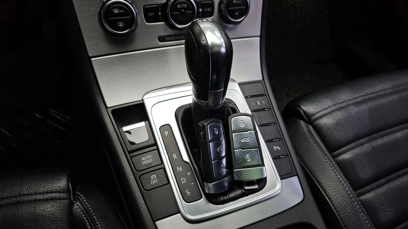 VW CC, снимка 8 - Автомобили и джипове - 56689490