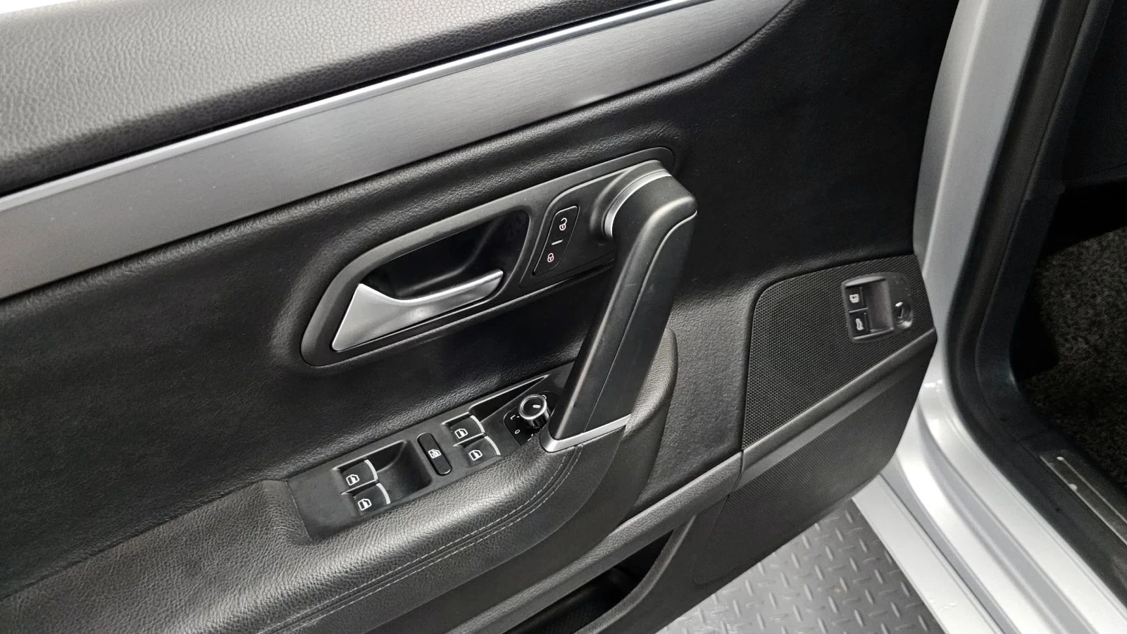 VW CC, снимка 16 - Автомобили и джипове - 56689490