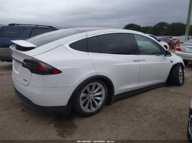 Tesla Model X 100D/75D/90D, снимка 13