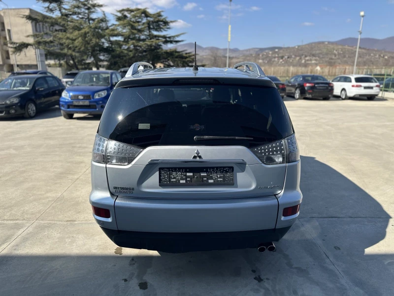 Mitsubishi Outlander 2.2* DI-D Instyle* 4x4* 7-Места, снимка 6 - Автомобили и джипове - 49342968