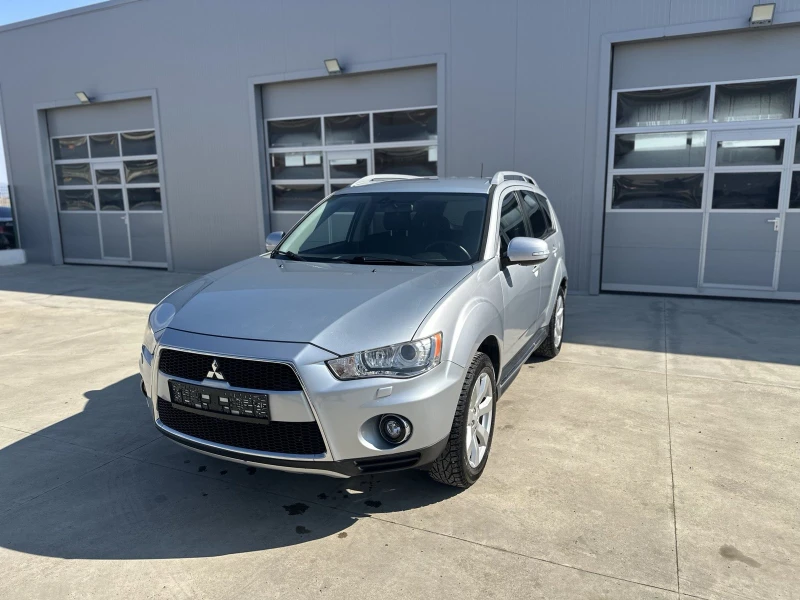 Mitsubishi Outlander 2.2* DI-D Instyle* 4x4* 7-Места, снимка 1 - Автомобили и джипове - 49342968