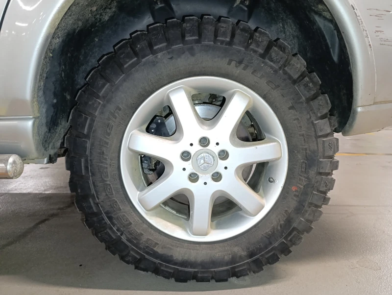 Mercedes-Benz ML, снимка 9 - Автомобили и джипове - 52795523