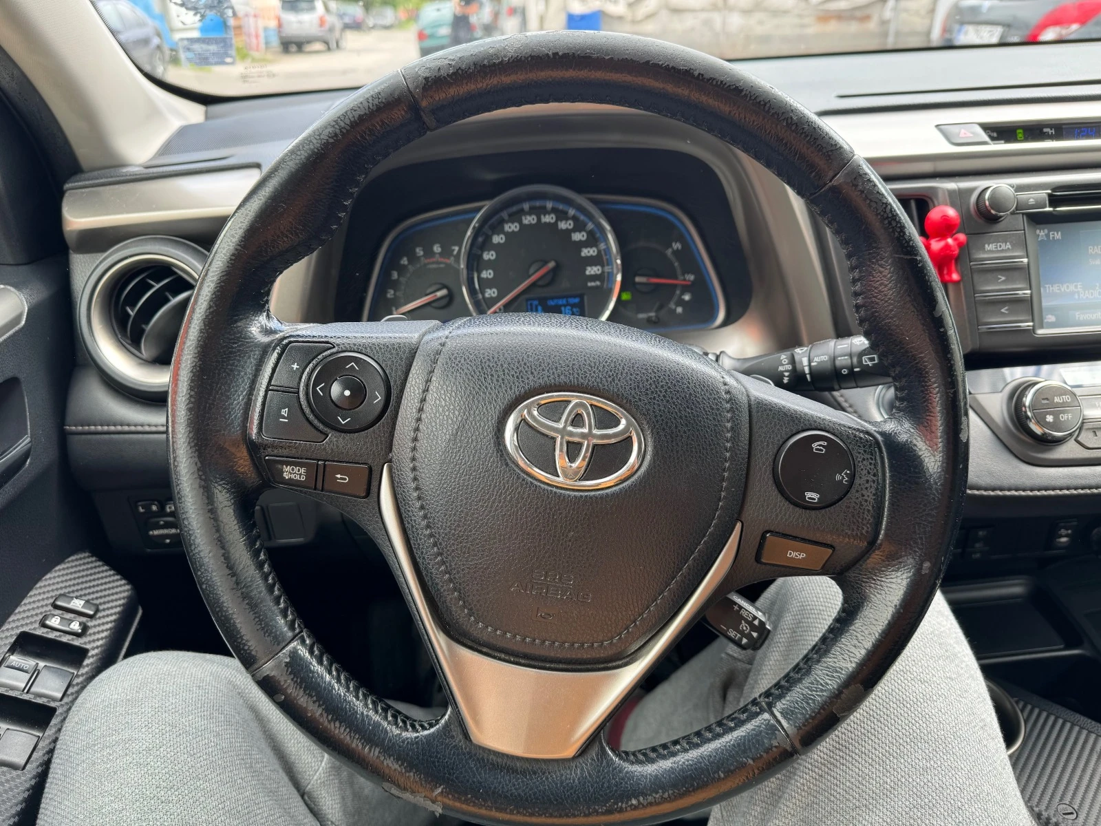 Toyota Rav4  - изображение 10