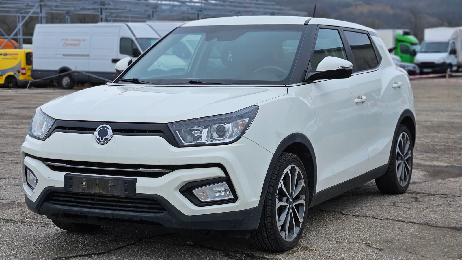 SsangYong Tivoli  - изображение 2