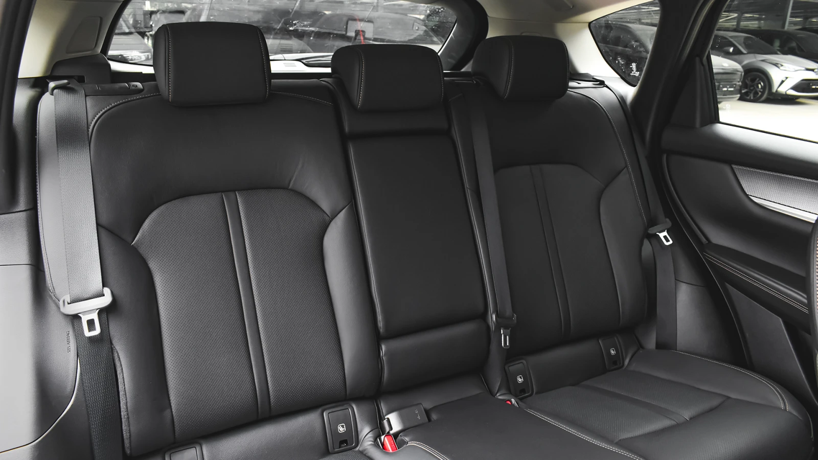 Mazda CX-60 2.5 e-SKYACTIV PHEV HOMURA 4x4 Automatic, снимка 11 - Автомобили и джипове - 53903890