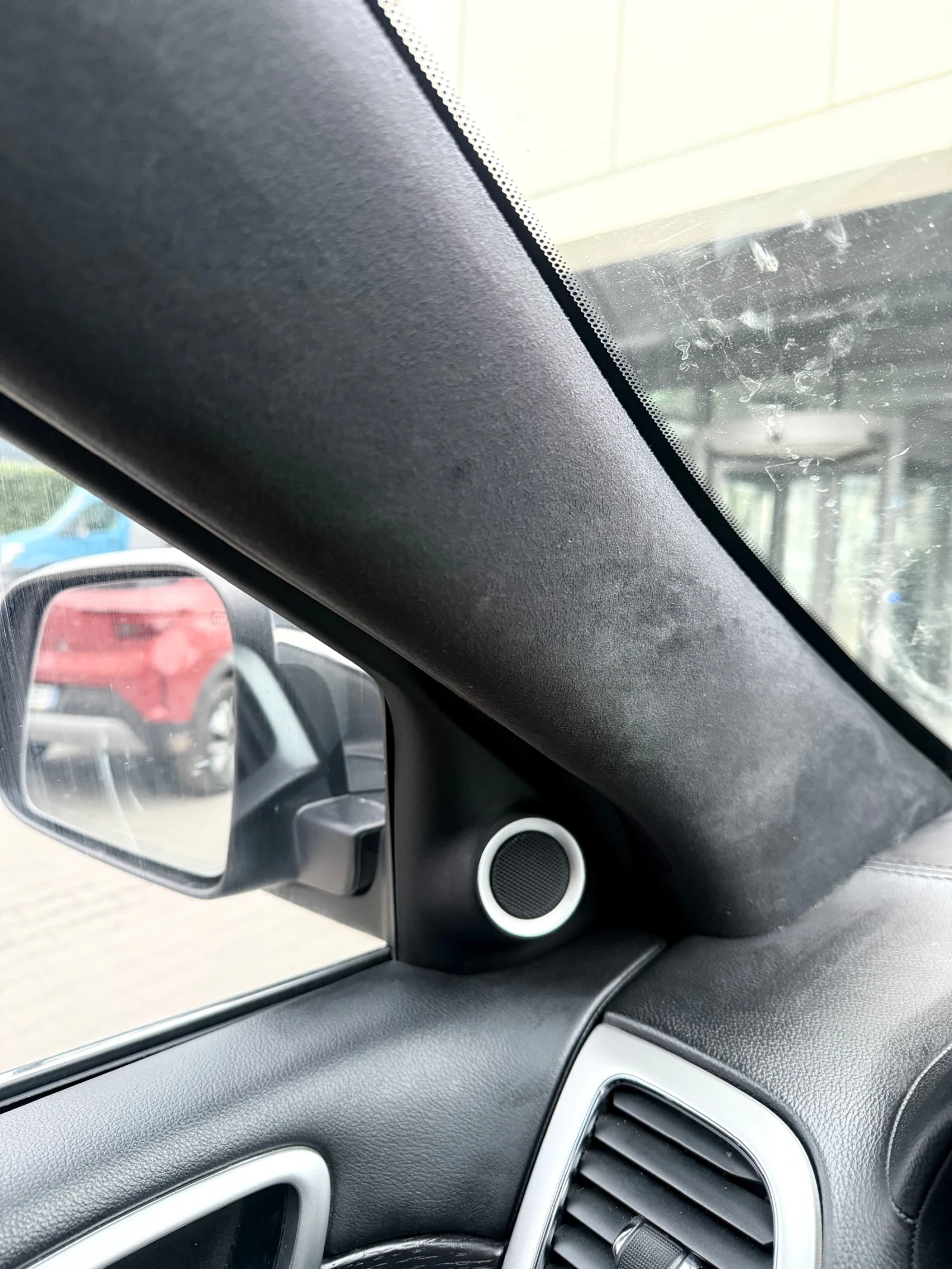 Jeep Grand cherokee НАЛИЧЕН* 5.7HEMI* Summit* 8ZF* Всички екстри* , снимка 15 - Автомобили и джипове - 53917739