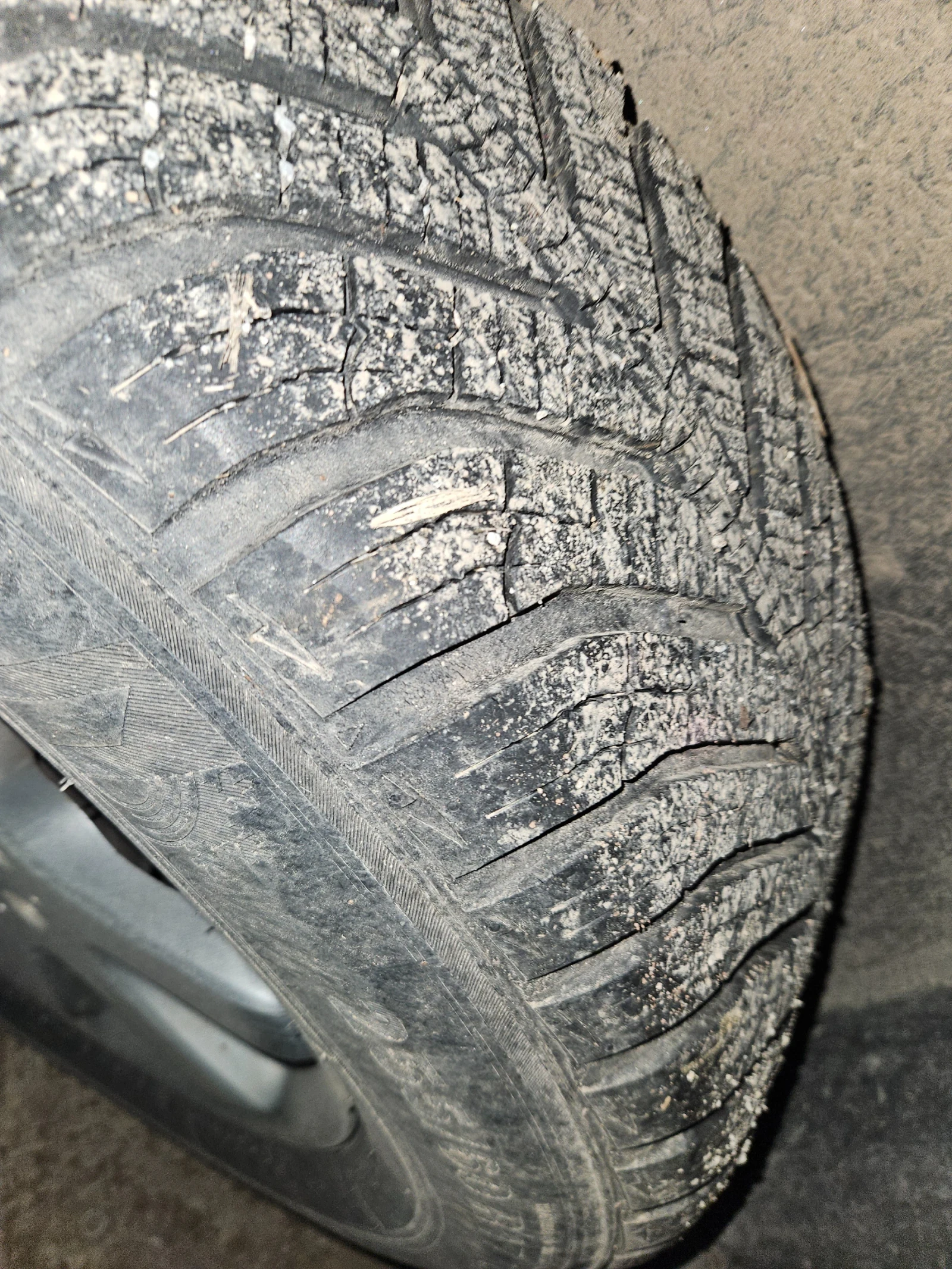 Mercedes-Benz ML 270 2.7D, снимка 10 - Автомобили и джипове - 53921535