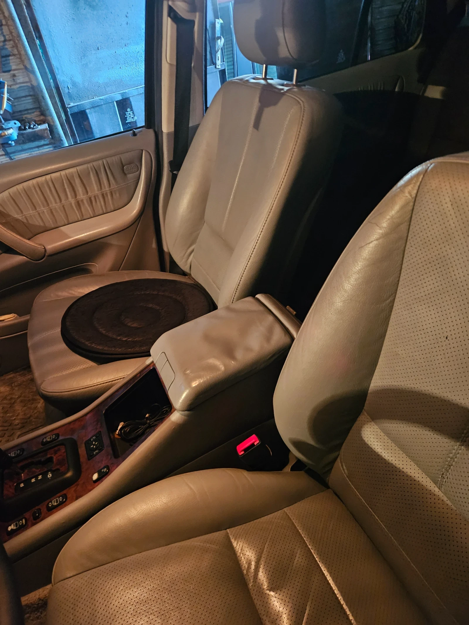 Mercedes-Benz ML 270 2.7D, снимка 9 - Автомобили и джипове - 53921535