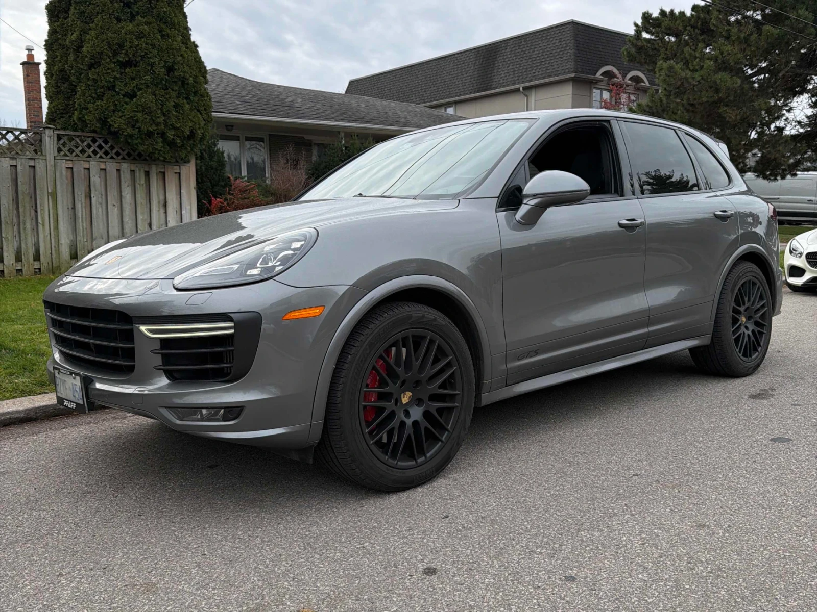 Porsche Cayenne GТS * CAR FAX * АВТО КРЕДИТ * ЦЕНА ДО БГ *  | Auto.bg — изображение 1