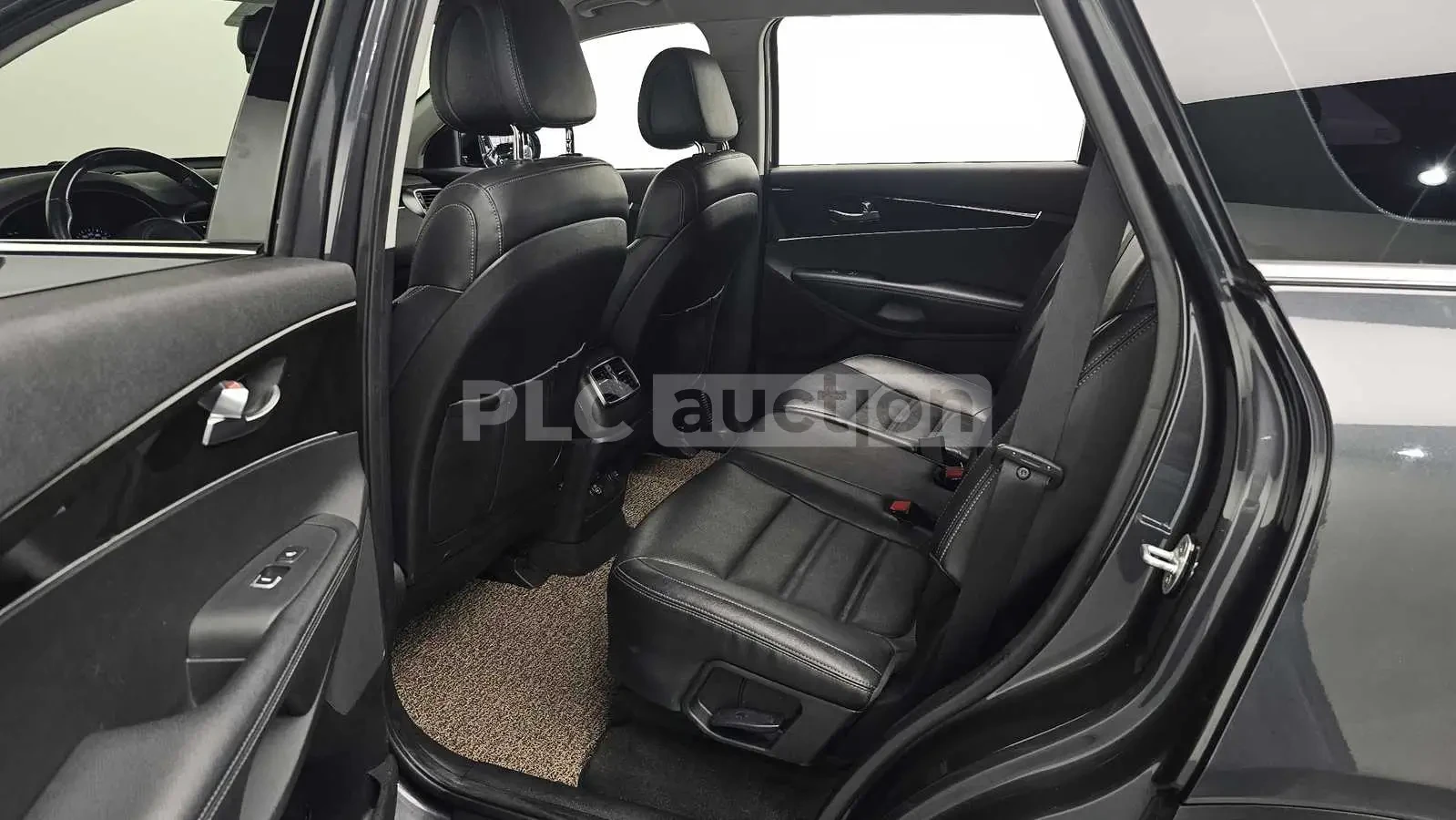 Kia Sorento, снимка 12 - Автомобили и джипове - 54205124