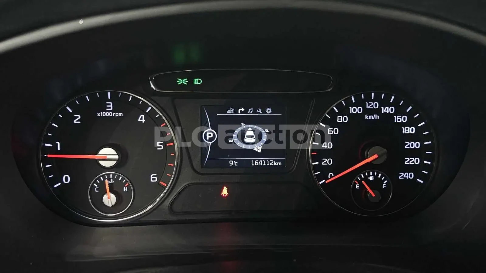 Kia Sorento, снимка 8 - Автомобили и джипове - 54205124