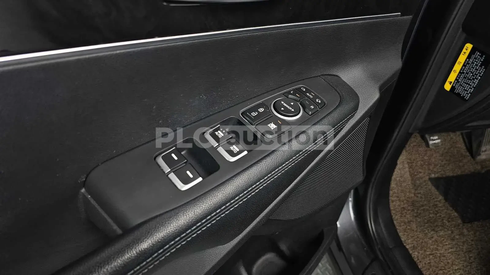 Kia Sorento, снимка 16 - Автомобили и джипове - 54205124