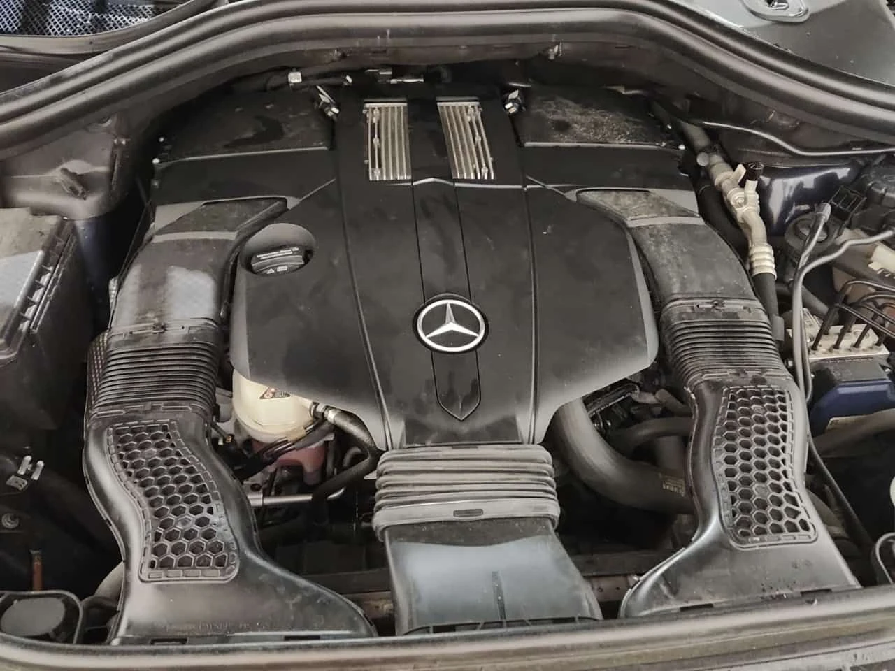 Mercedes-Benz GLS 450 360 KAMEРИ * 7 МЕСТЕН* ПАНОРАМА * ДИСТРОНИК, снимка 16 - Автомобили и джипове - 54248494