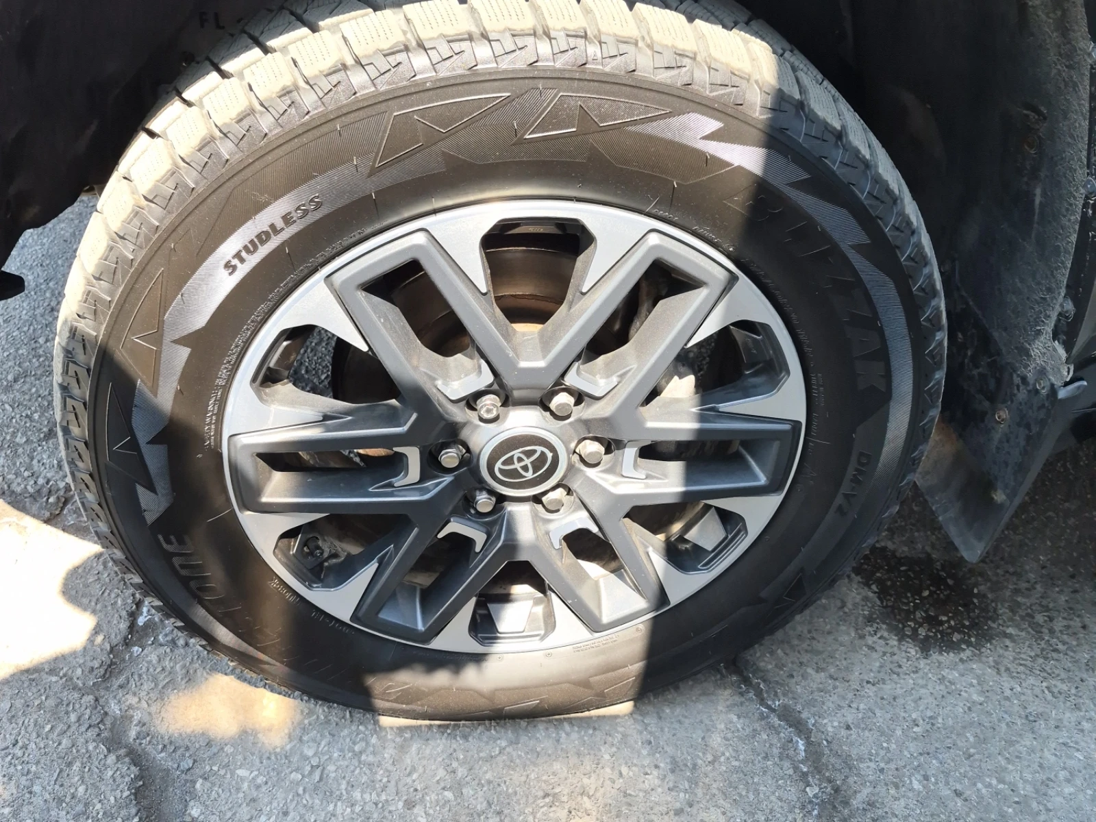 Toyota Tundra 4WD Limited CrewMax, снимка 6 - Автомобили и джипове - 54477782
