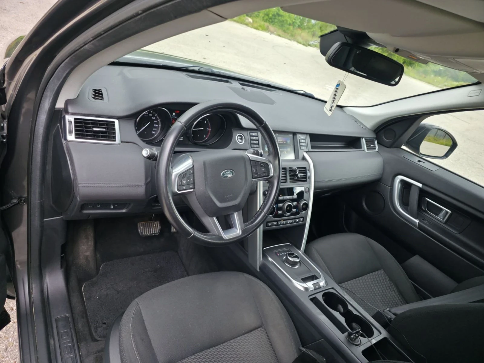 Land Rover Discovery Sport, снимка 10 - Автомобили и джипове - 54824674