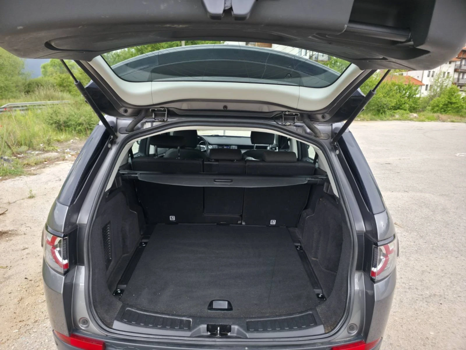 Land Rover Discovery Sport, снимка 3 - Автомобили и джипове - 54824674