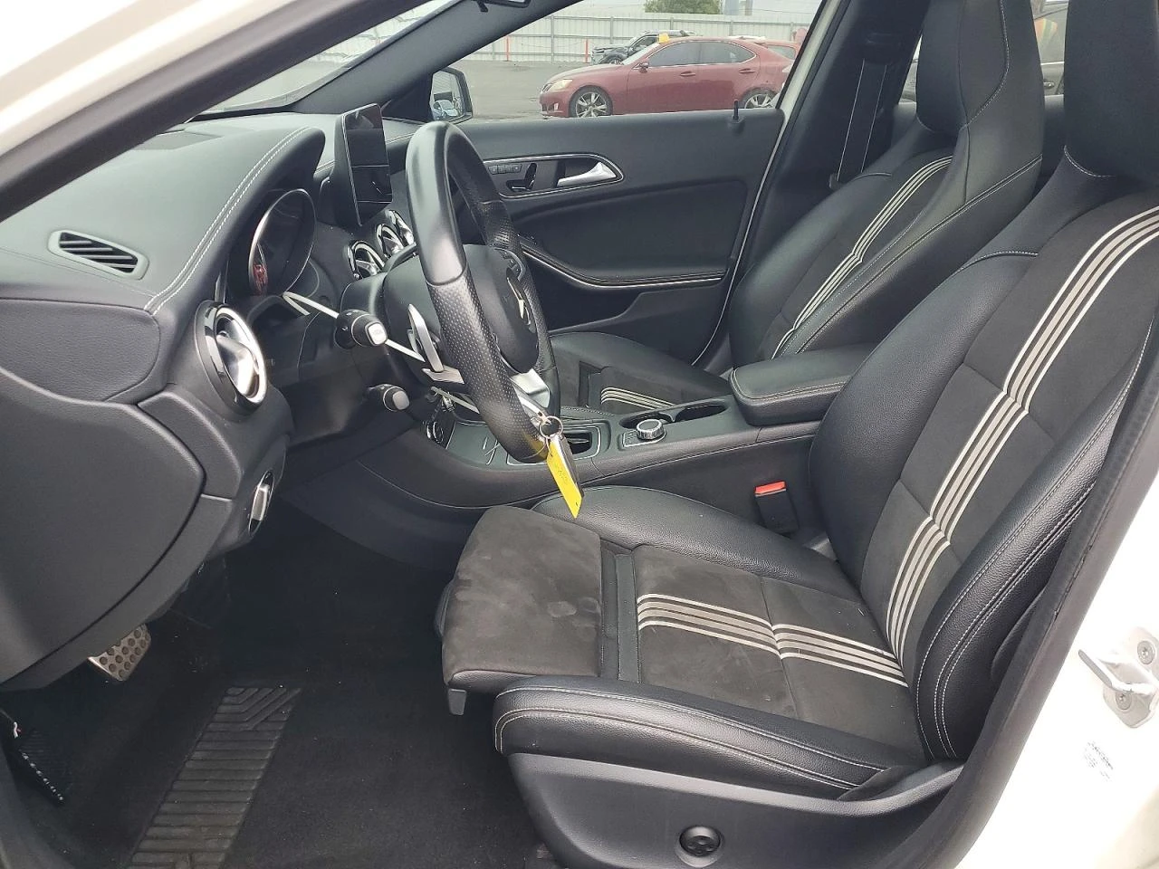 Mercedes-Benz GLA 250 2.0l 4Matic, снимка 7 - Автомобили и джипове - 54919585