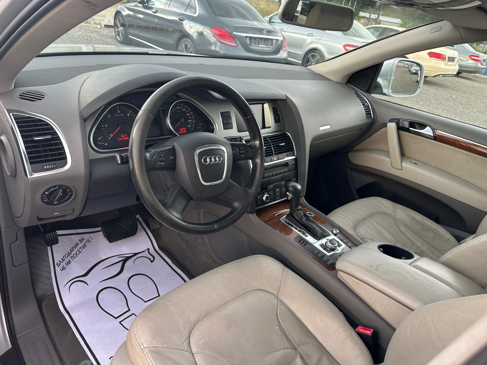 Audi Q7 3.0TDI* 233к.с* 7 МЕСТЕН* ПАНОРАМА* НАВИГАЦИЯ, снимка 10 - Автомобили и джипове - 55225670